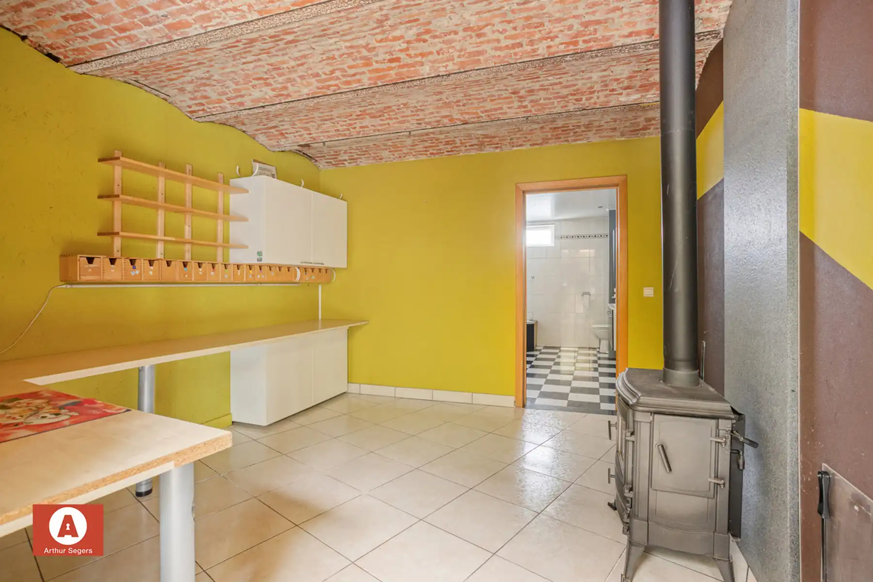 Instapklare HOB met oprit & dubbele garage met zolder. foto 12