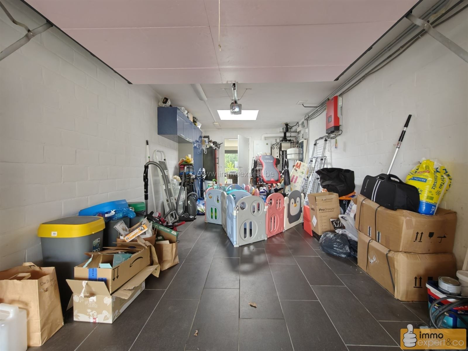 TERNAT: Residentieel gelegen villa met 5 slpks foto 30