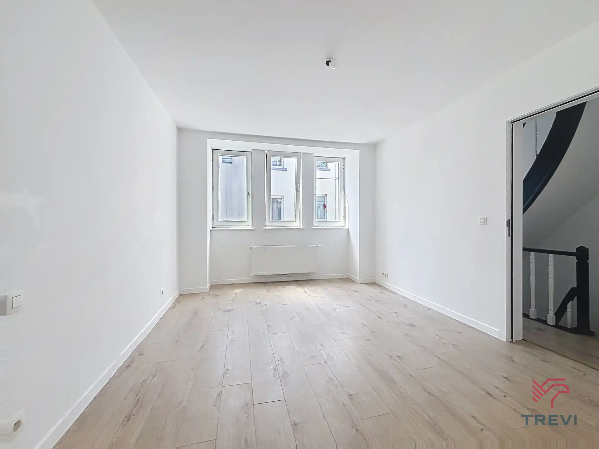 Mooie woning met 4 slaapkamers !  foto 8