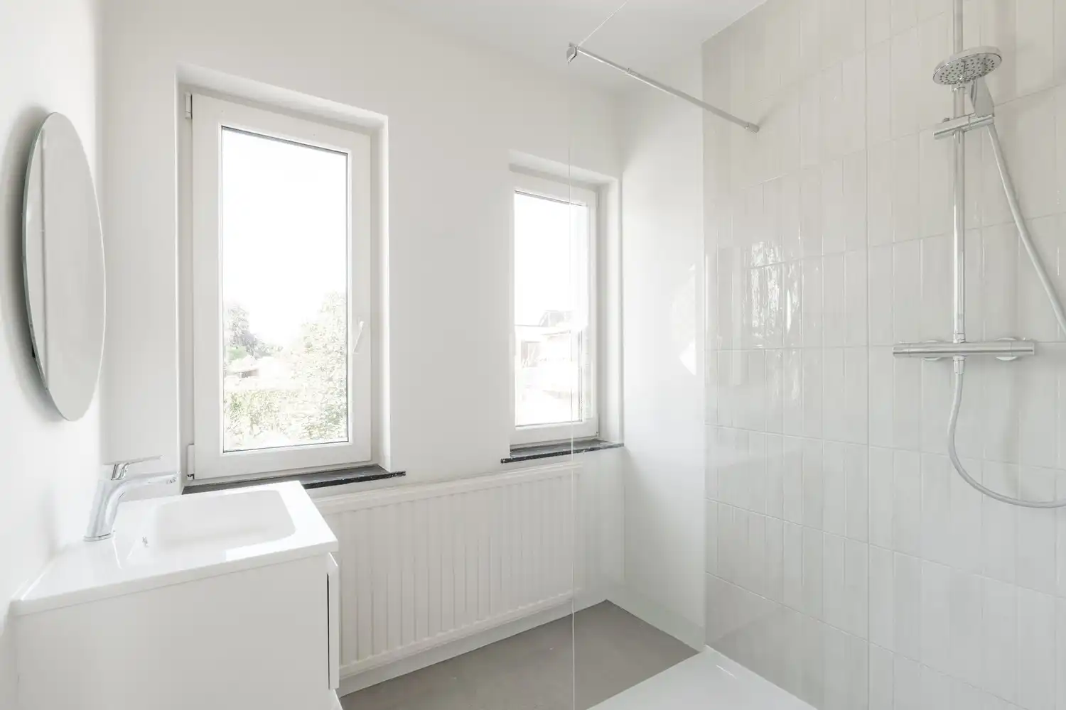 Volledig gerenoveerde ruime gezinswoning in het hart van Eksel foto 19