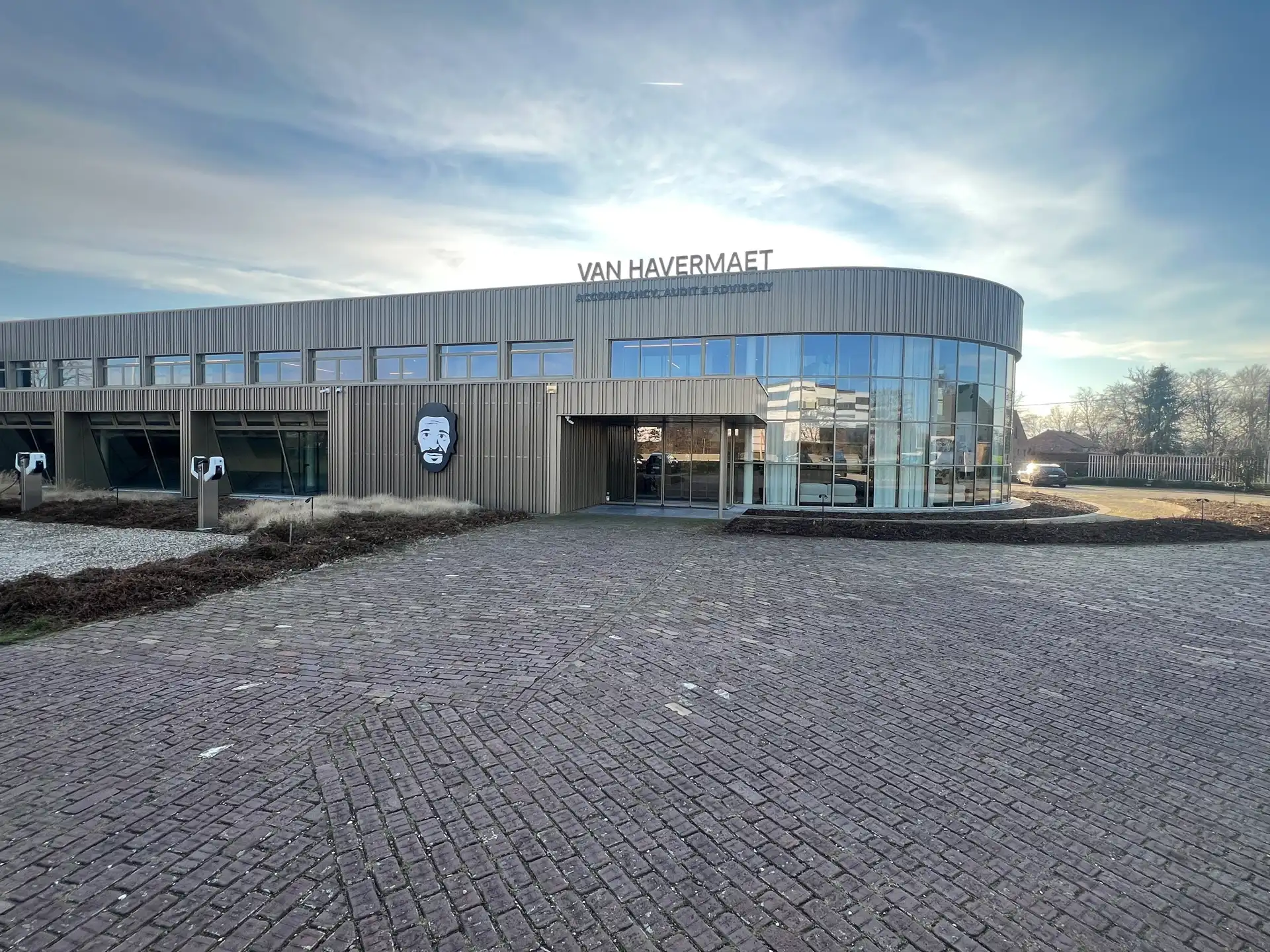 Kantoorruimte op absolute zichtlocatie foto 23