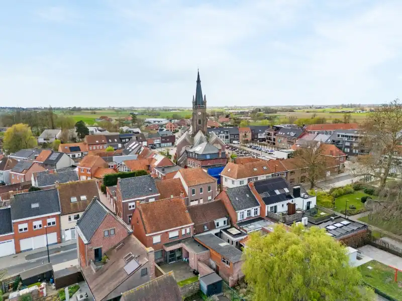 Gits :  te renoveren woning met veel potentieel op topligging.  Opp 461 m² foto 6