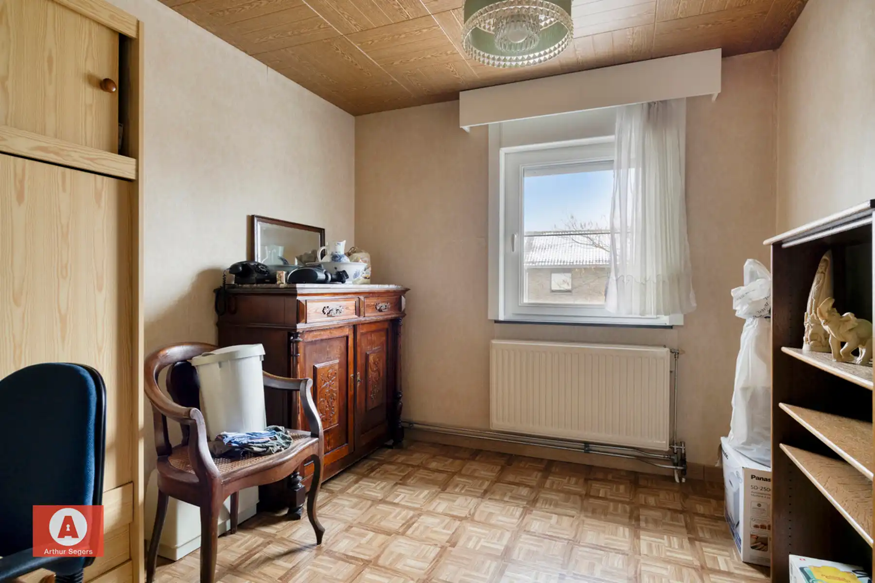 !!! IN OPTIE !!! Op te frissen woning in rustige wijk  foto 21