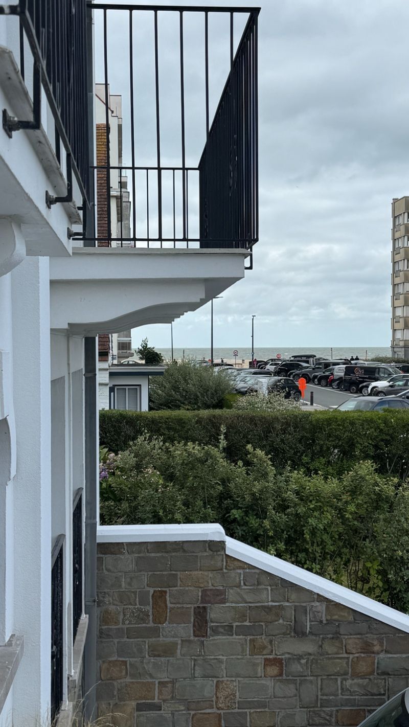 Parel met terras op 75m van het Albertstrand foto 17