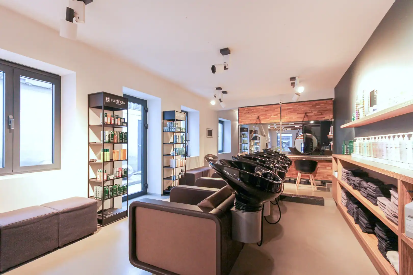 Handelsgelijkvloers Smedenstraat 13 Brugge te koop foto 13