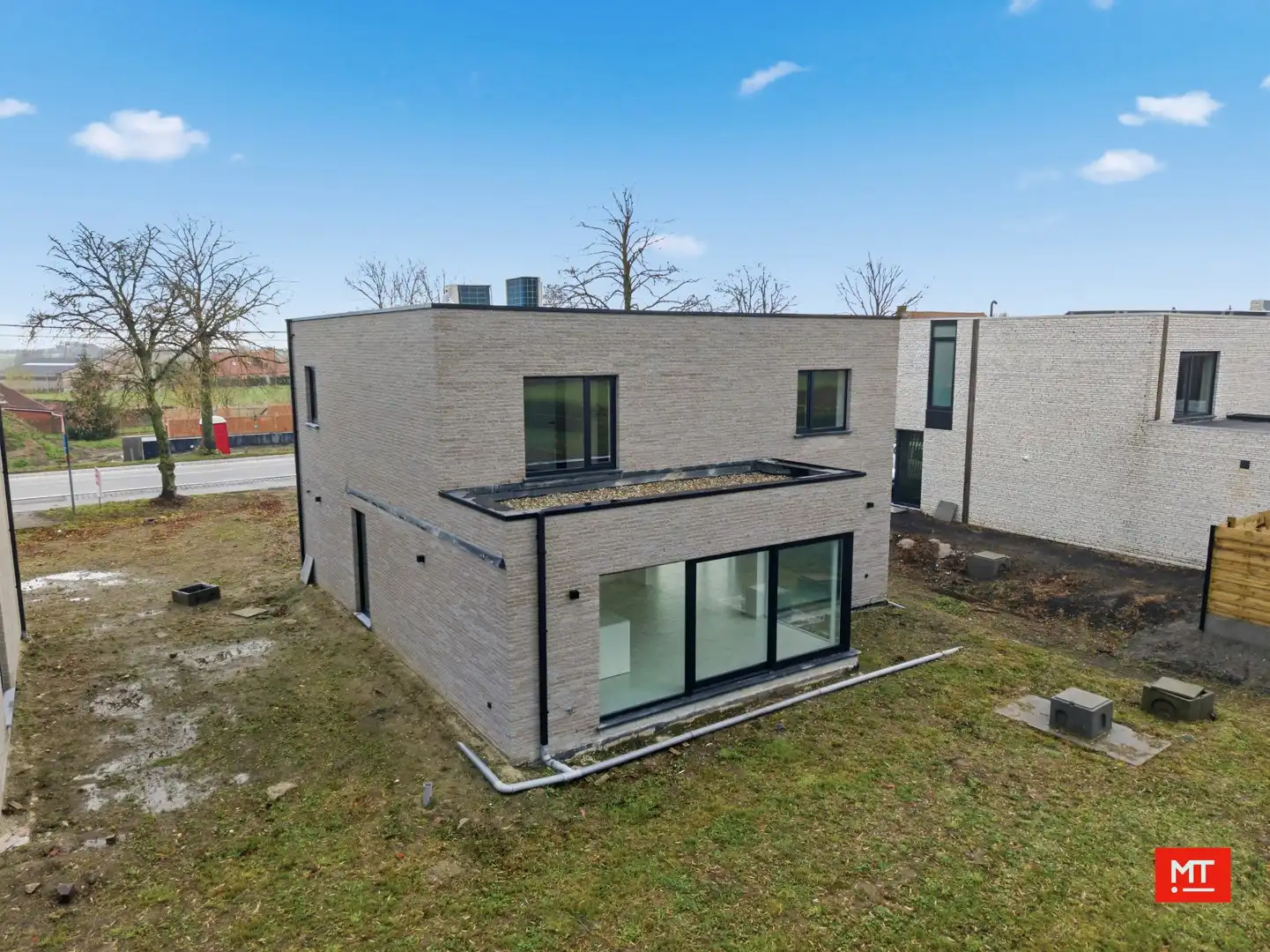 Nieuwbouwvilla op 1.146 m² in Zonnebeke foto 2