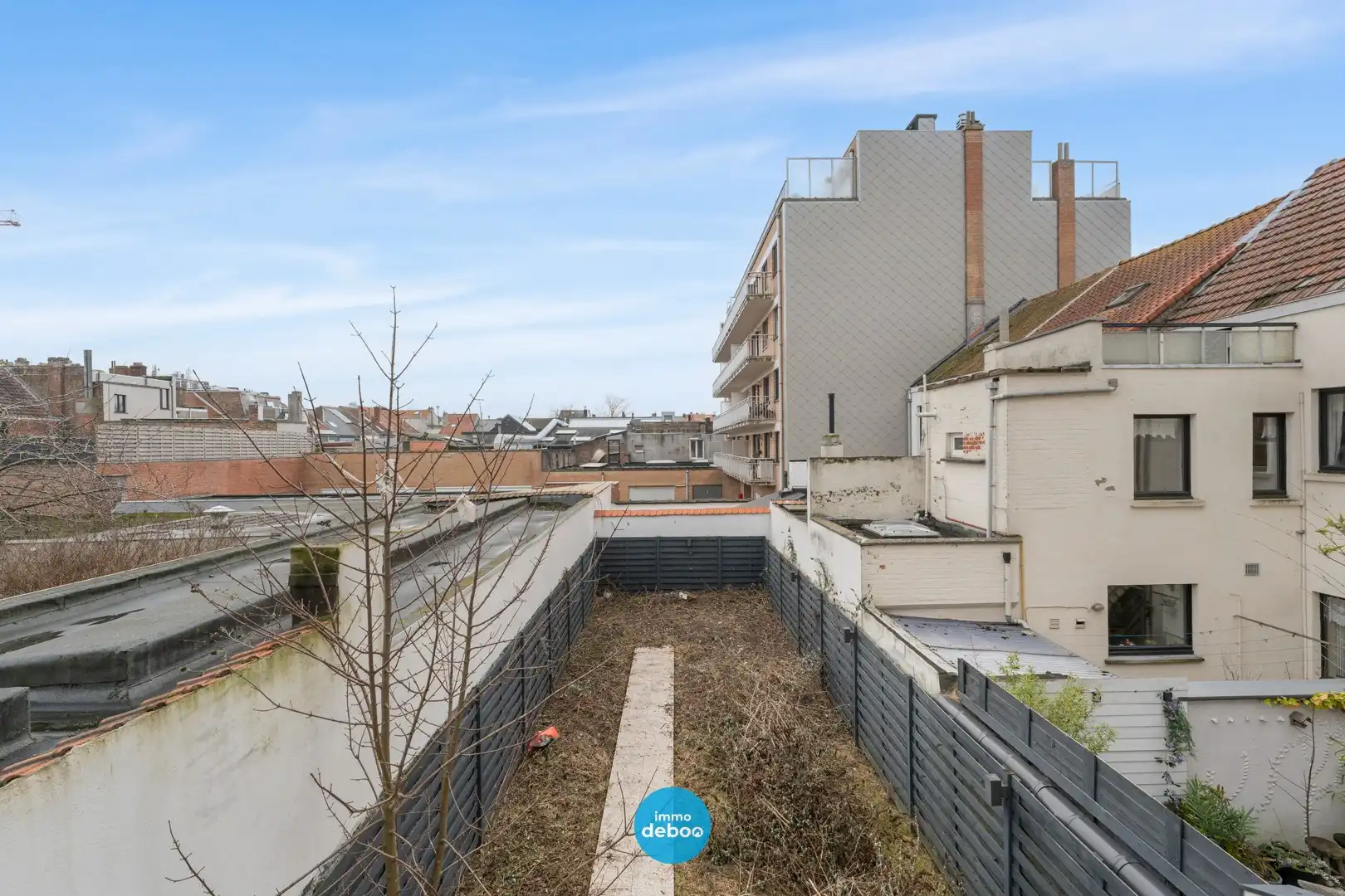 Instapklare bel-etagewoning van 260 m², volledig gerenoveerd in 2024, EPC B en zuidgerichte tuin nabij centrum en zee foto 5