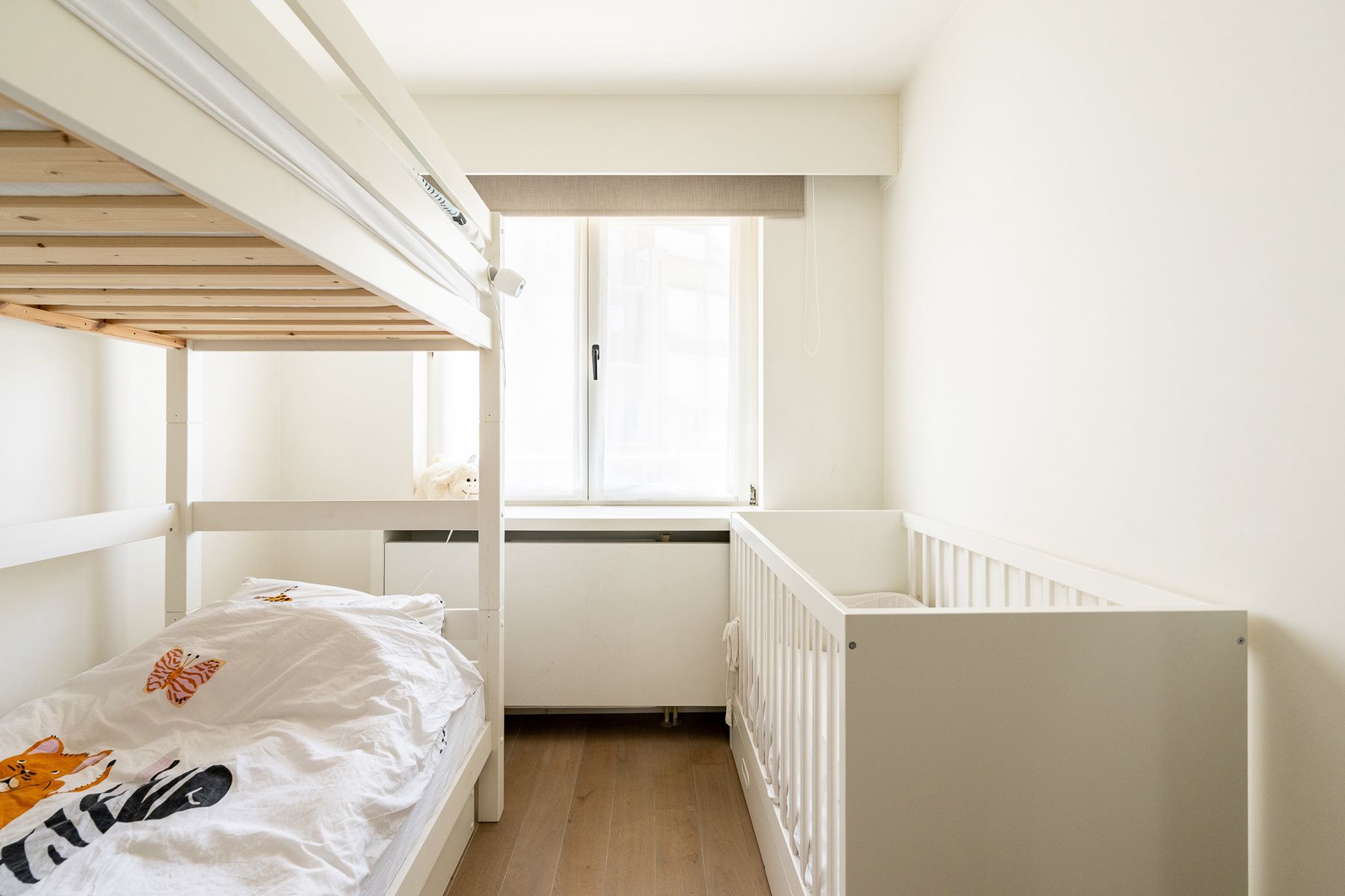 Ruim appartement op een uitstekende locatie foto 14