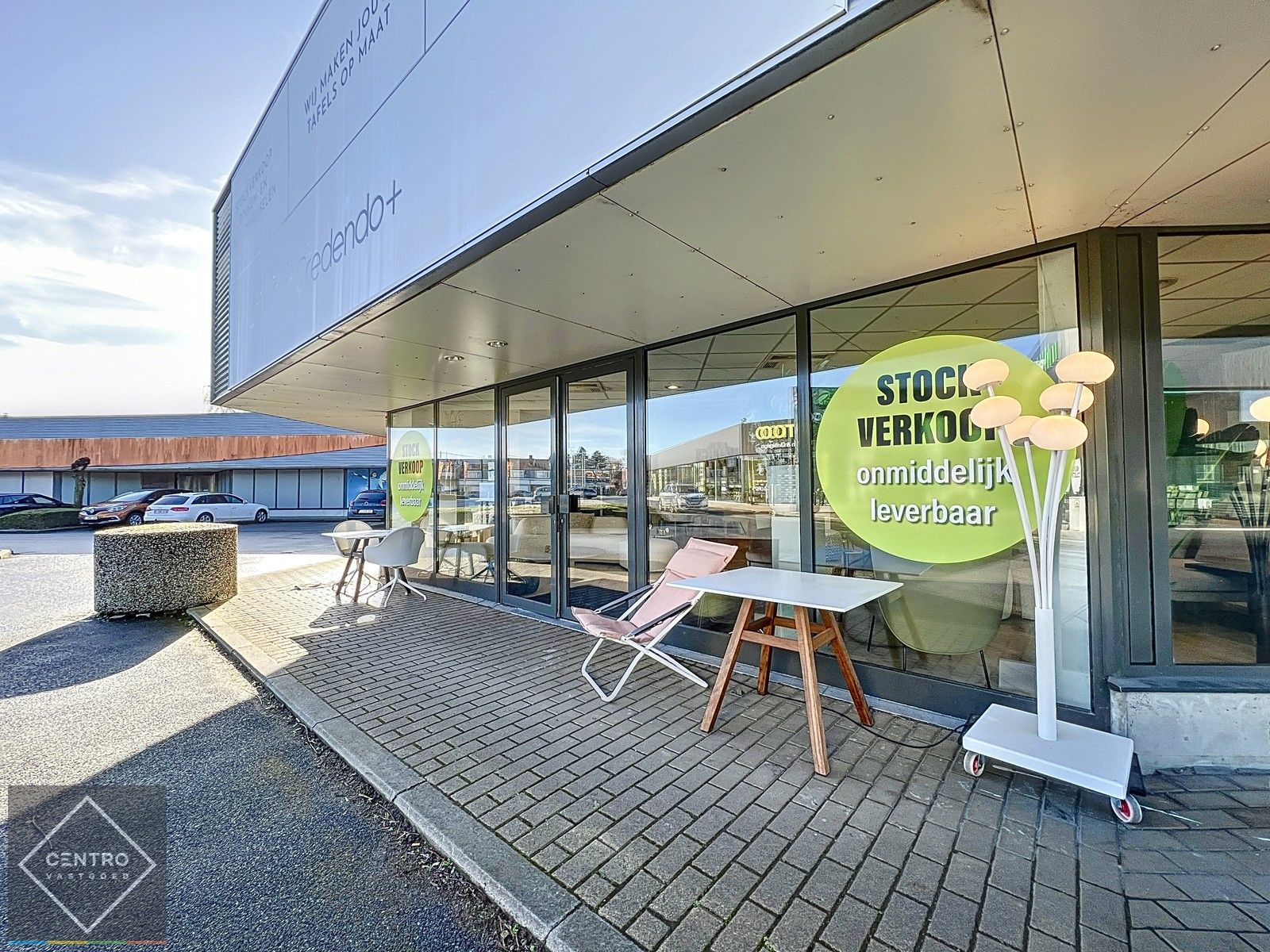 RUIME baanwinkel te huur in hét bruisende MAMMOETCENTER van Roeselare ! foto 8