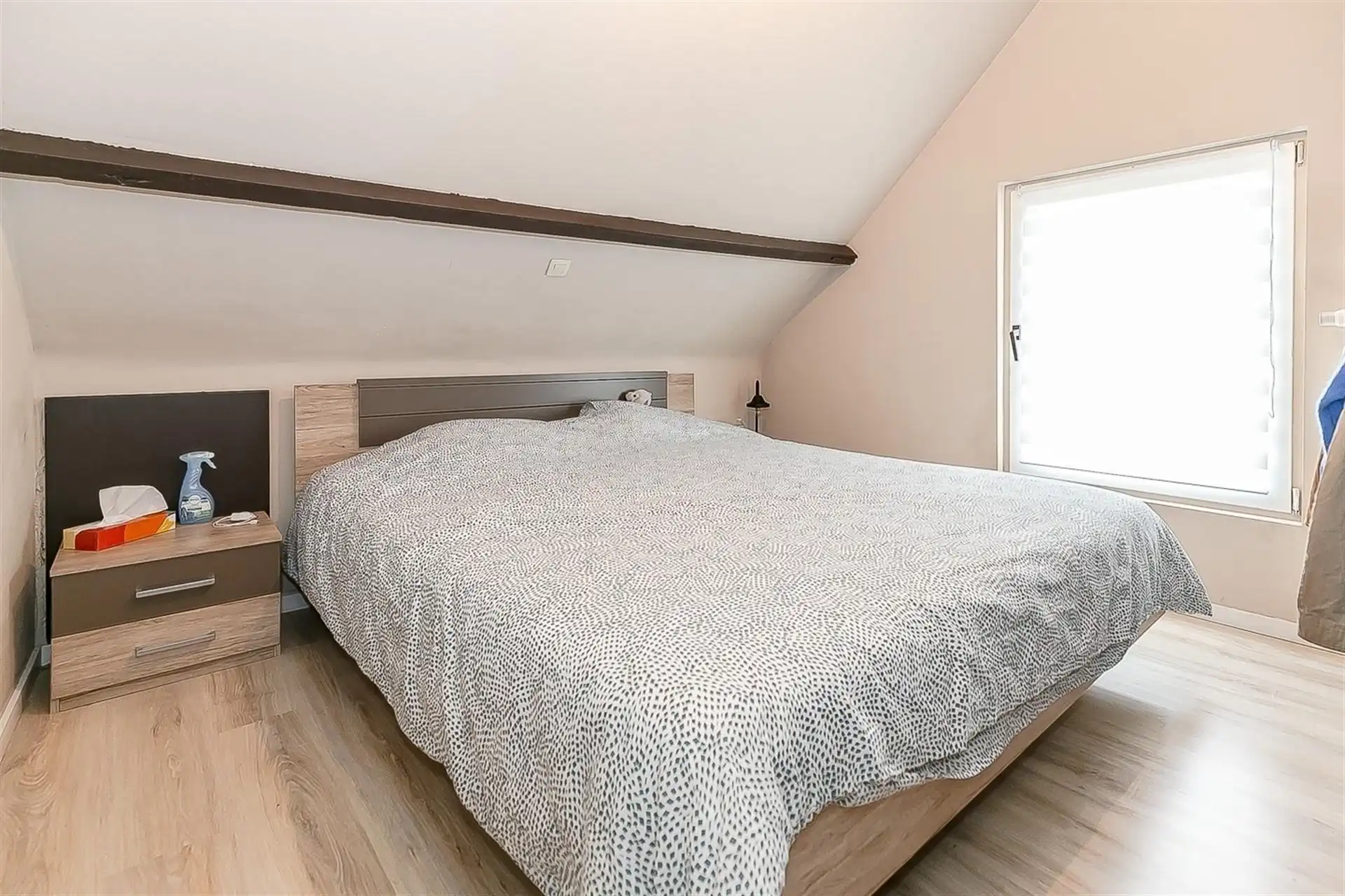 Volledig gerenoveerde en gezellige starterswoning. foto 5