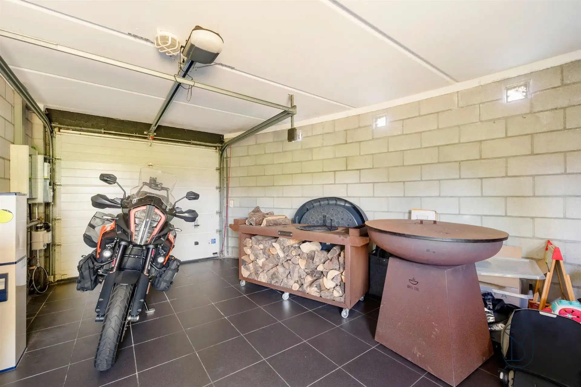Instapklare mooie villa met 3 slk.  foto 23