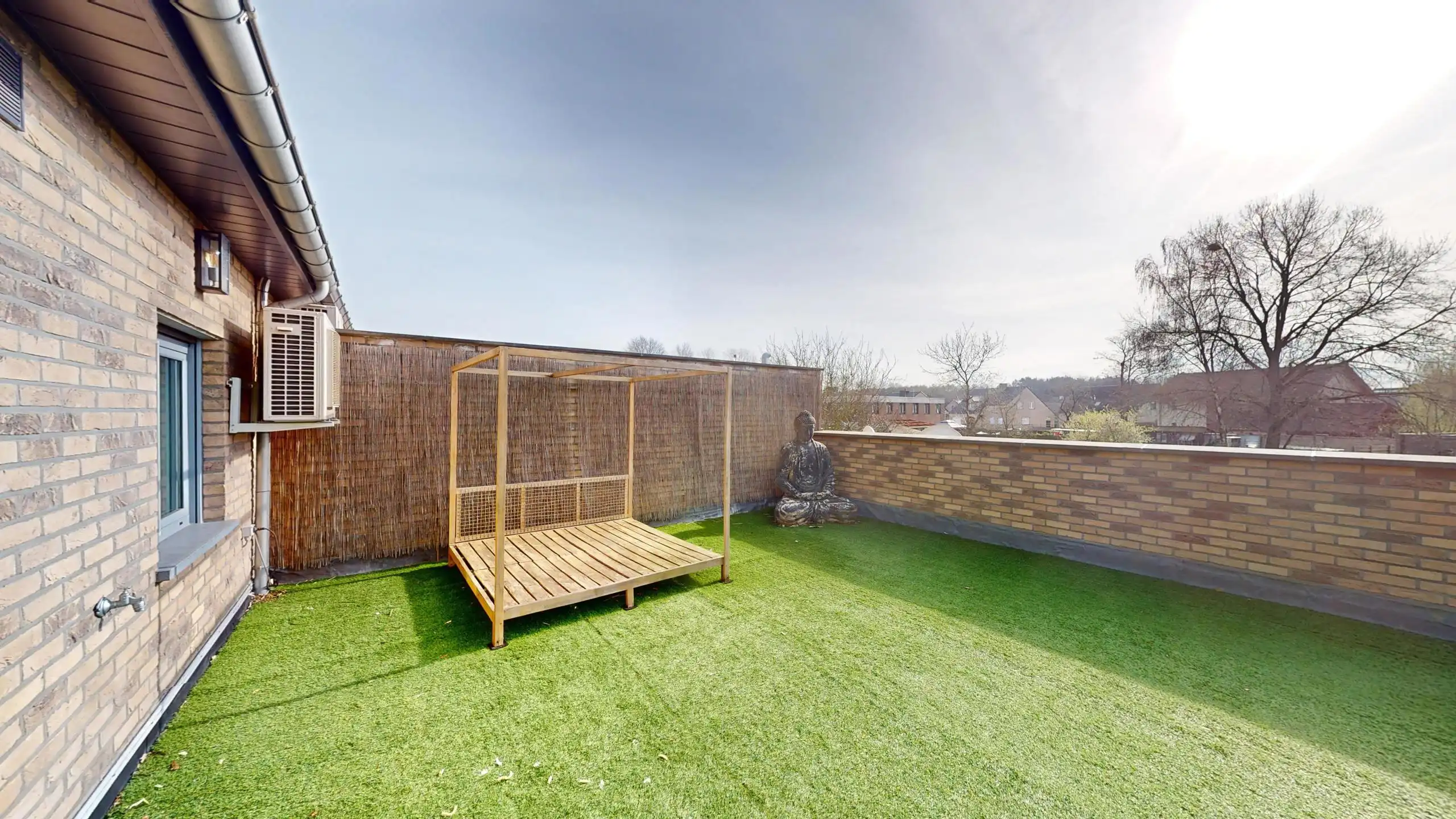 Ruim duplex app met 5 slpks, met prachtig terras en tuin! foto 38
