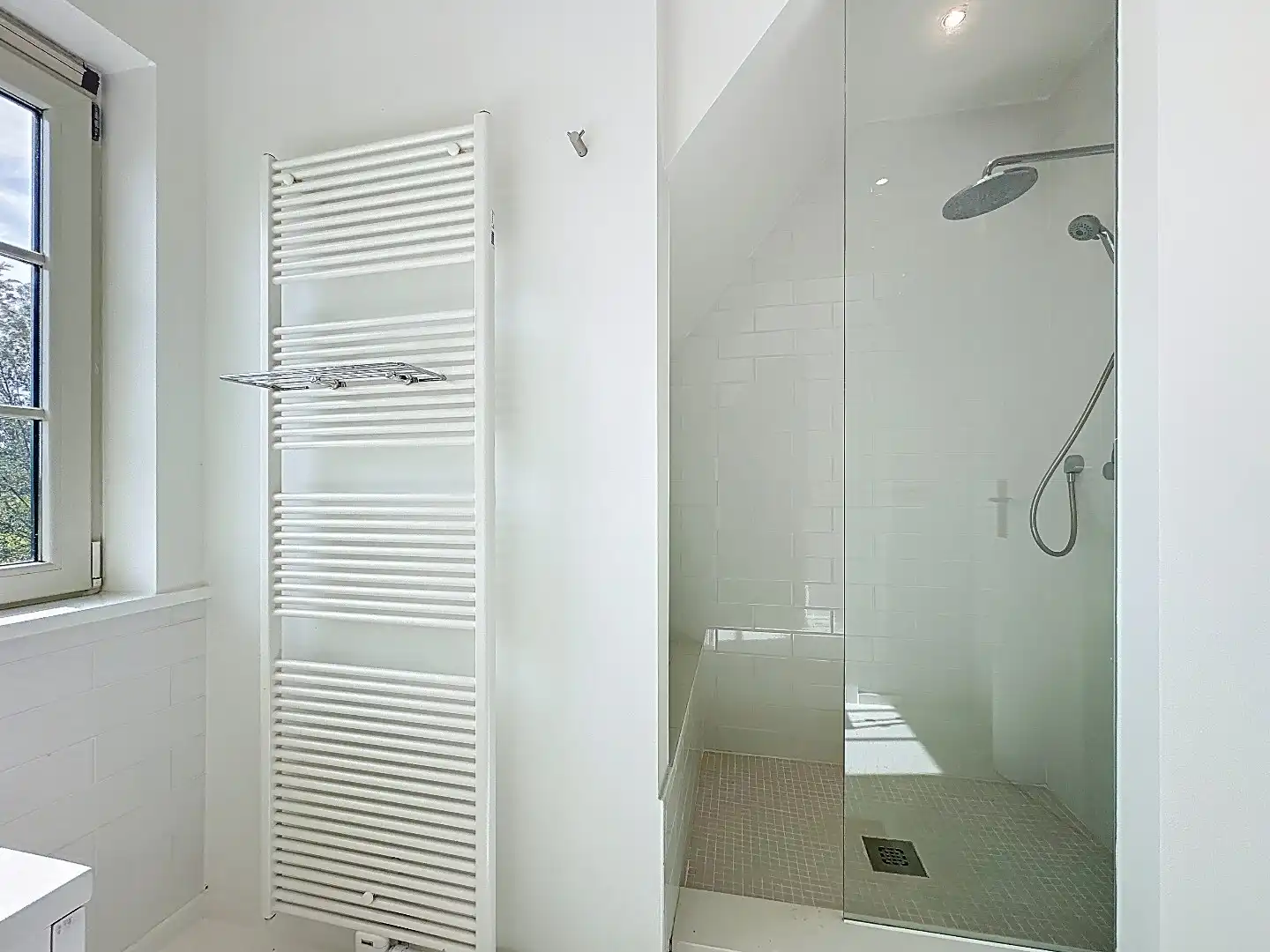 Ruim en modern wonen temidden van de polders foto 25