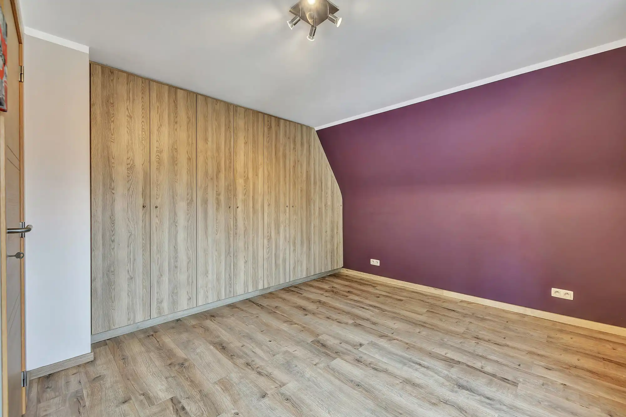 Instapklare woning met 2 (3) slaapkamers en tuin te Wambeek! foto 17