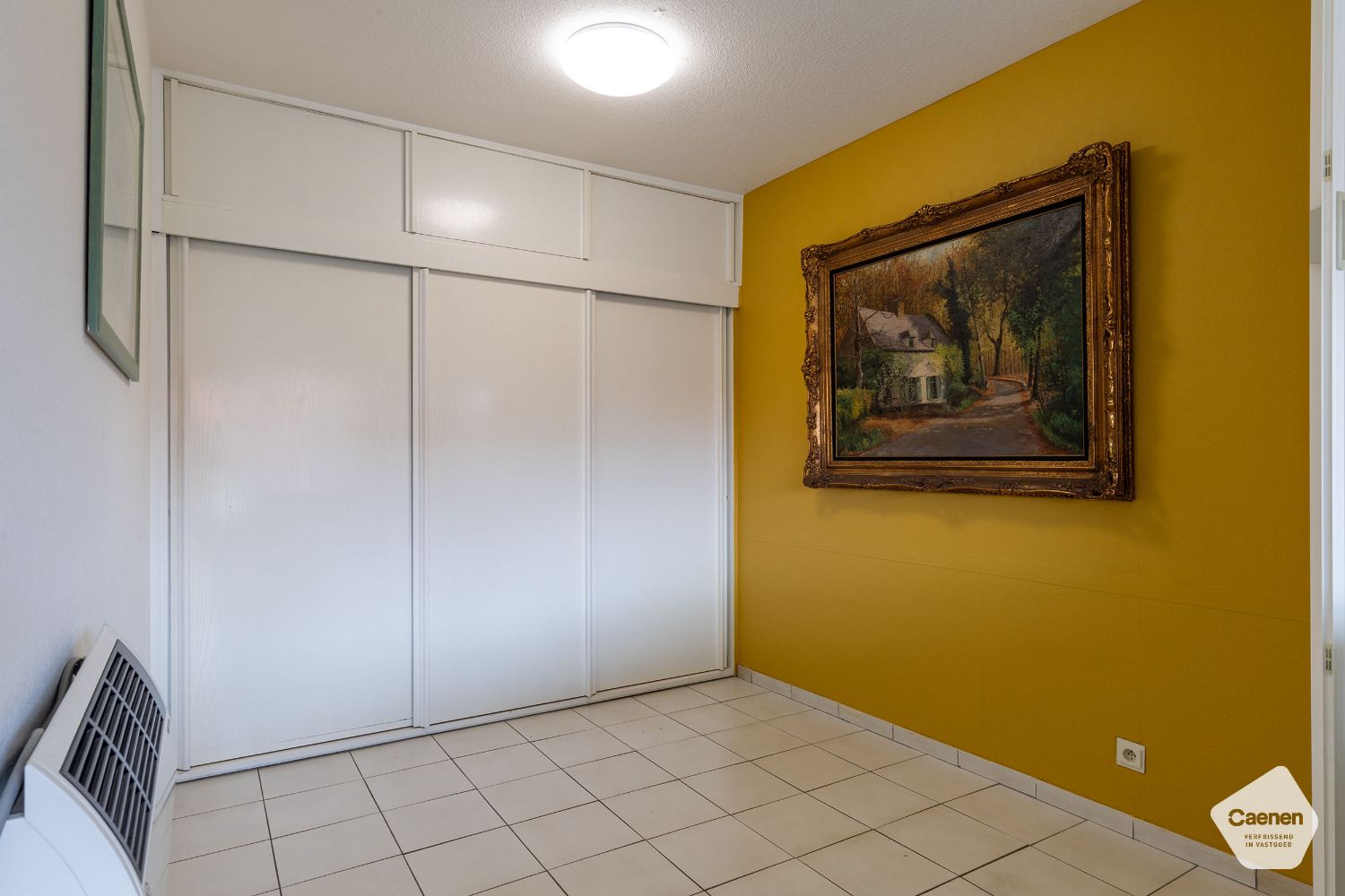 Zeer lichtrijke studio met slaaphoek en ruim zonneterras foto 5