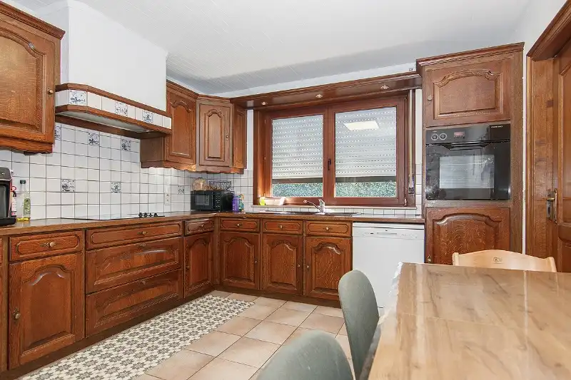 Riante instapklare gezinswoning met 5 slaapkamers op een vlot bereikbare locatie in het centrum van Kortessem (Hasselt) foto 6