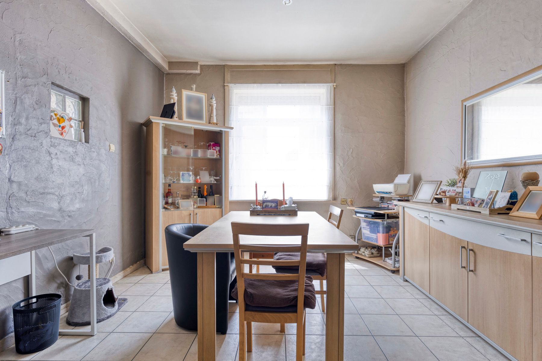 Te renoveren woning met 2slpk (mogelijkheid 3) en tuin! foto 4