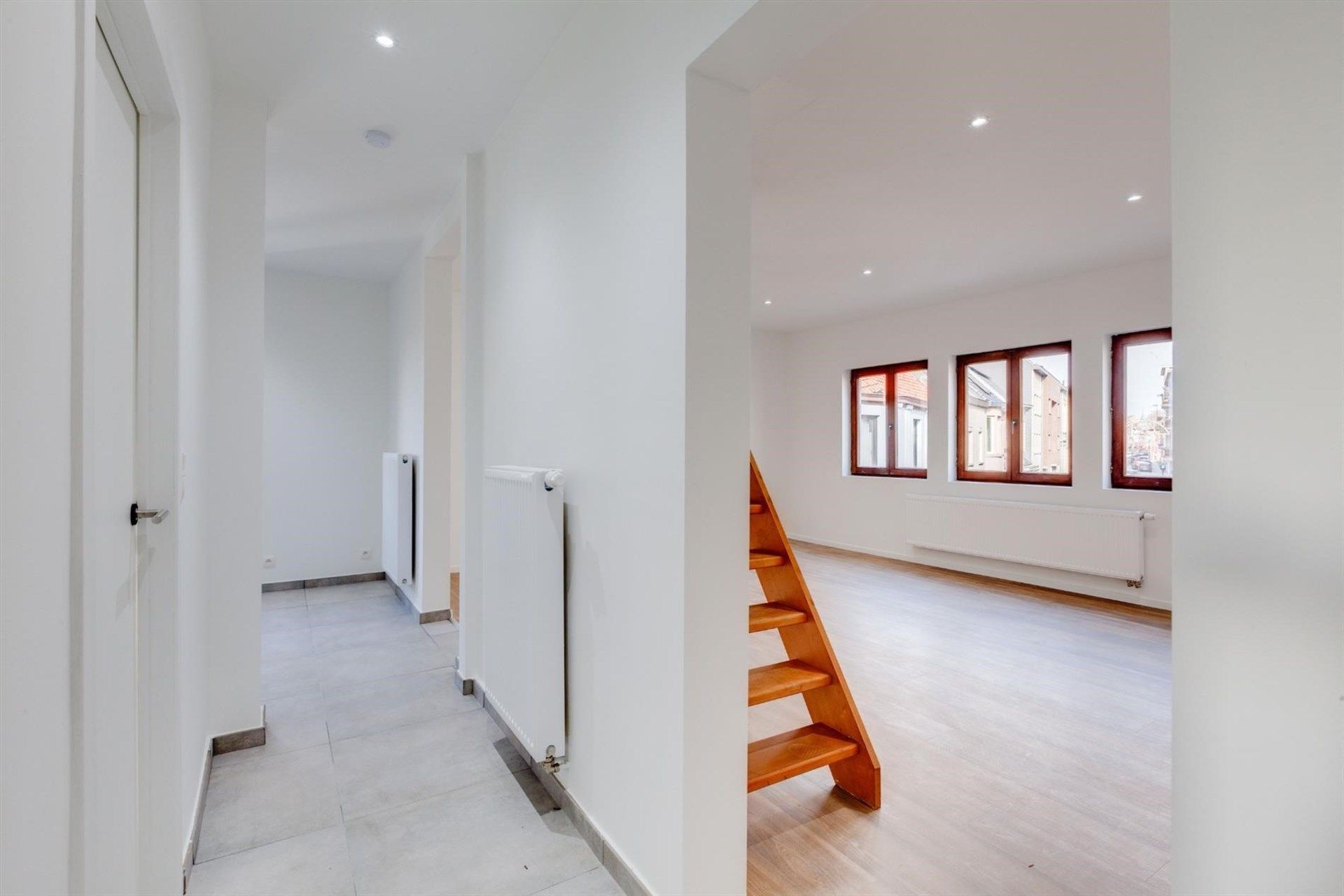 Gerenoveerd 2/3 slaapkamer appartement in centrum Hamme foto 5