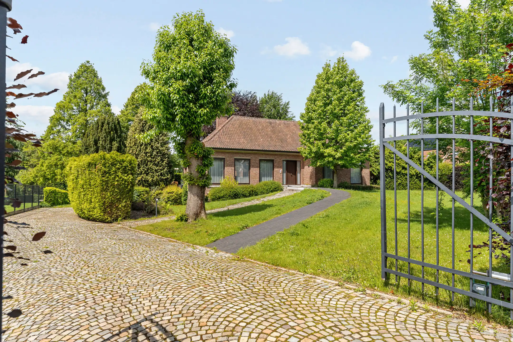 Villa met unieke parktuin op 46a89ca in Bilzen foto 2