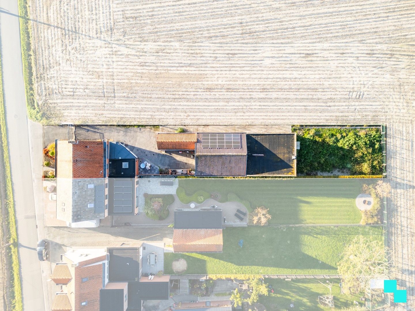 Landelijk gelegen gerenoveerde woning met opslagruimte te Ingelmunster foto 14