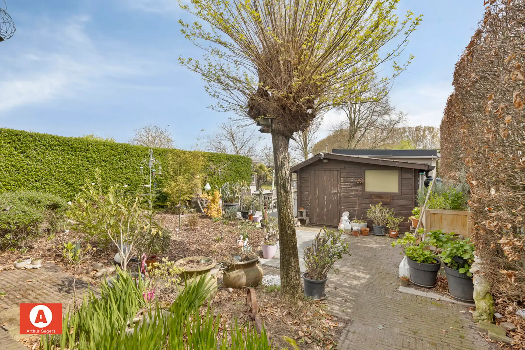 Ruime woning met 5 slpk en prachtige tuin op topligging foto 24