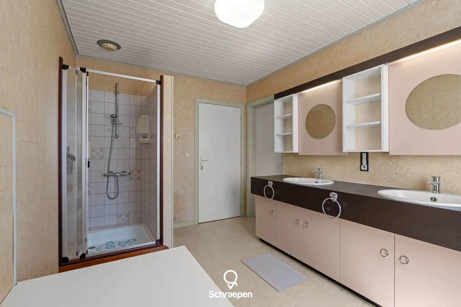 Ruime gezinswoning (237 m²) met 3 slpks op een zuidwestelijk perceel van circa 11,5 are! foto 18