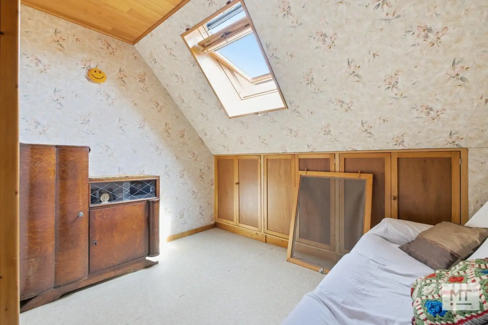 Te renoveren alleenstaande woning op een landelijke locatie in Wijtschate foto 18