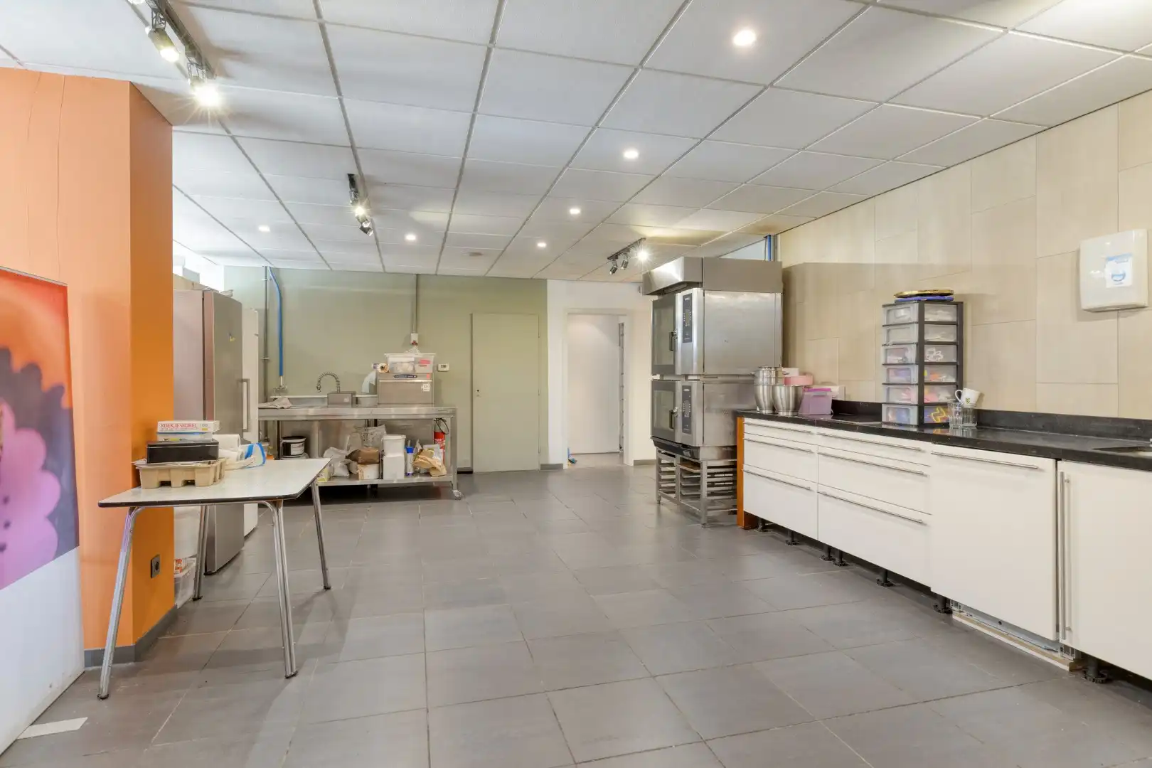 Commercieel handelspand op toplocatie met opsplitsingsmogelijkheden !  foto 7