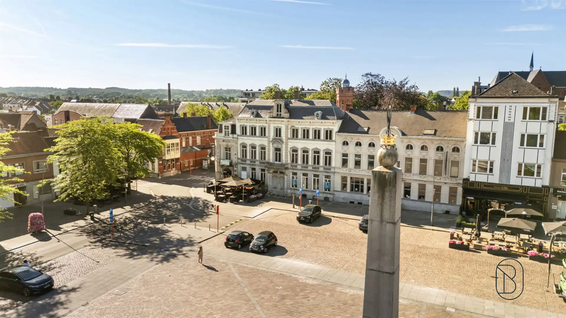 Statige herenwoning (1.000 m²) op de Markt in Ronse foto 17