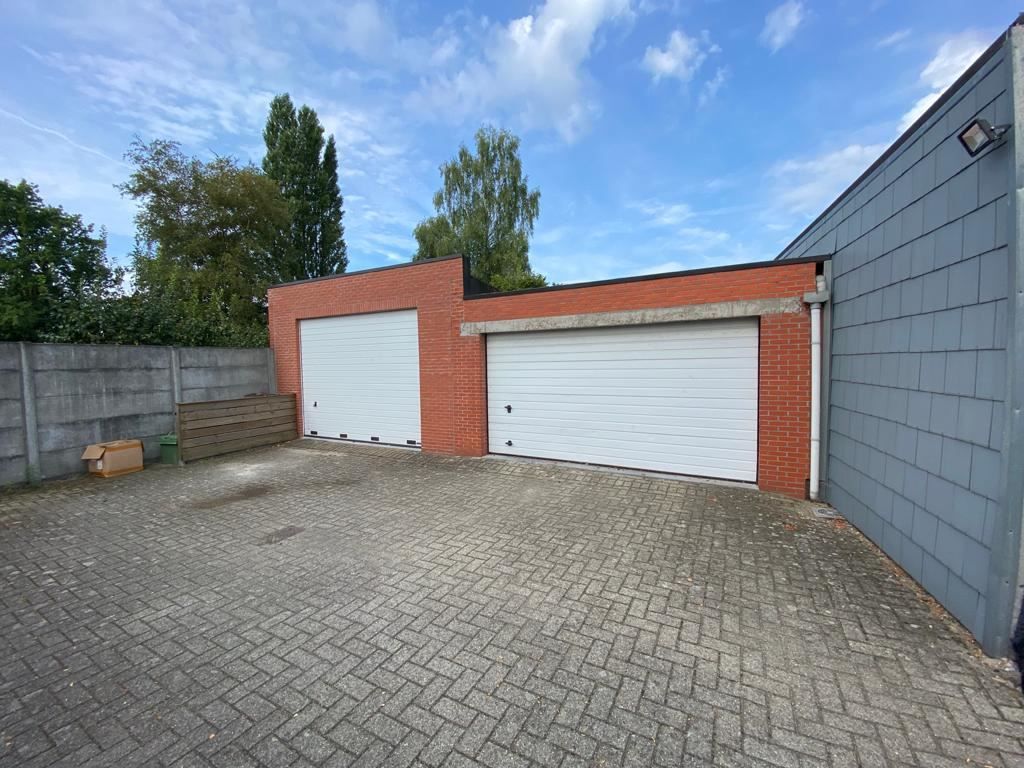Leuk gelegen 2-slaapkamerappartement foto 17