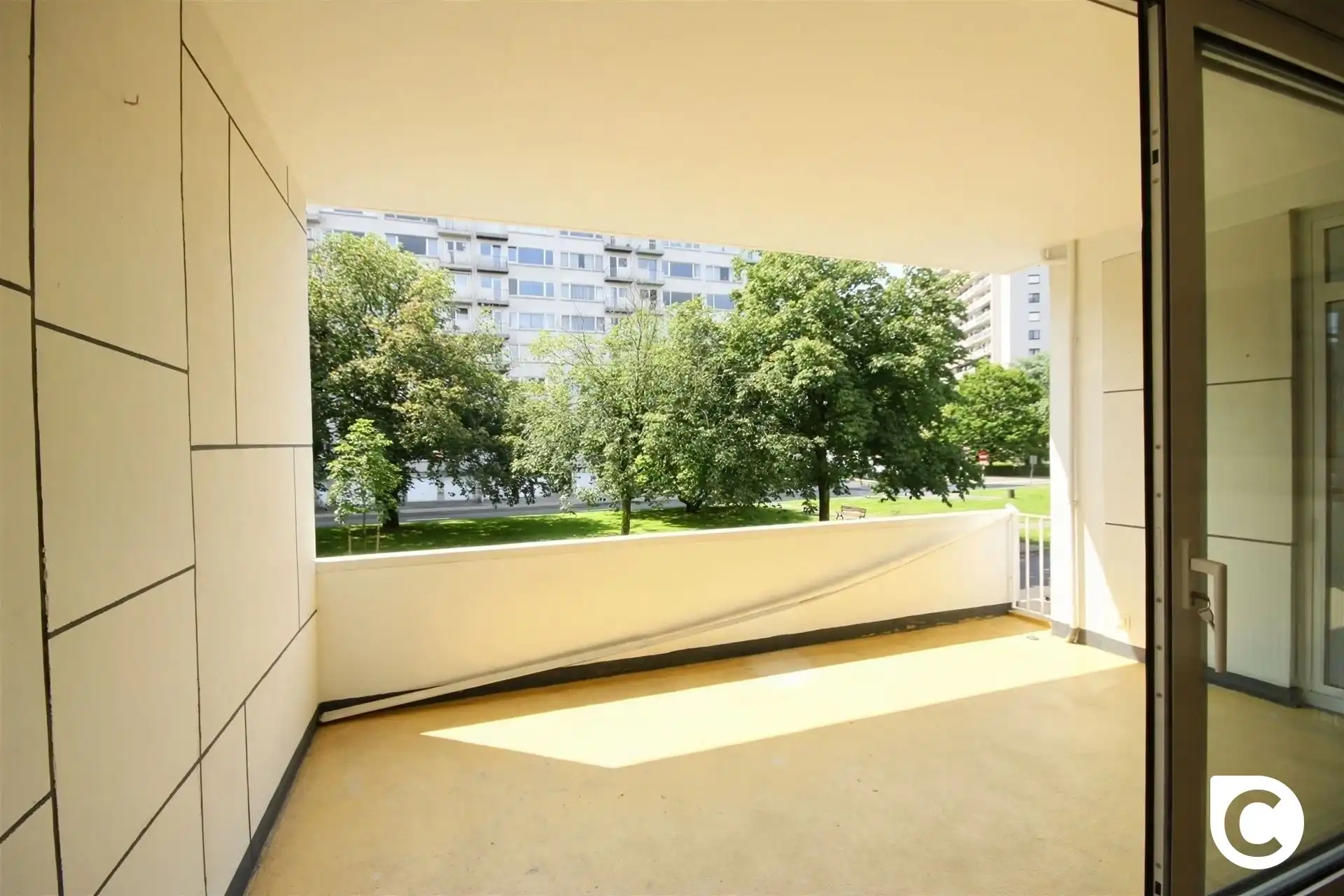 Gerenoveerd 2slpk- Appartement met kelder foto 7