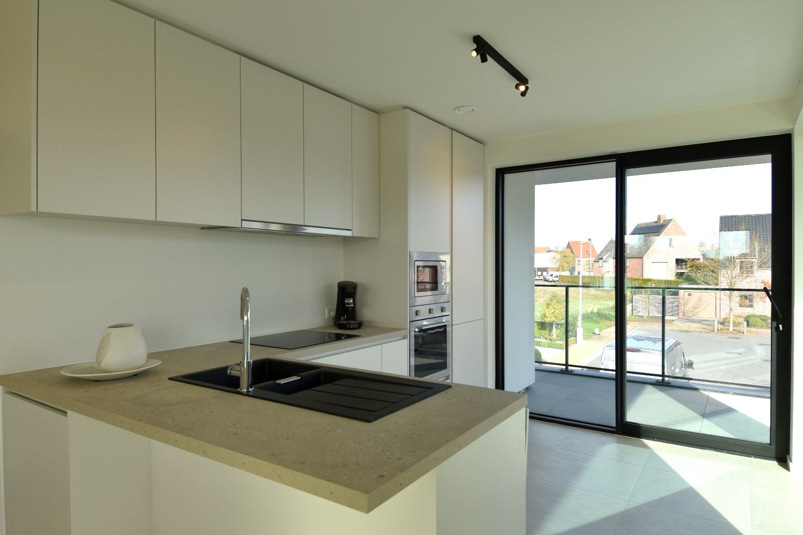 Nieuwbouwappartementen in residentie "Weids" te koop vlakbij Gullegem-centrum foto 4