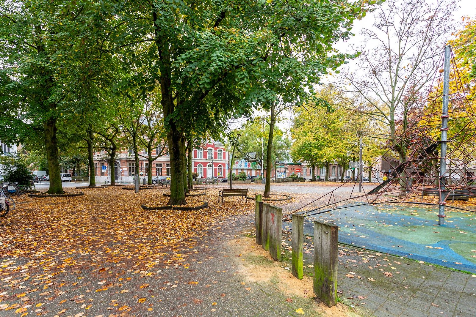 Zorgeloos wonen in de begeerde Sint-Andrieswijk foto 18