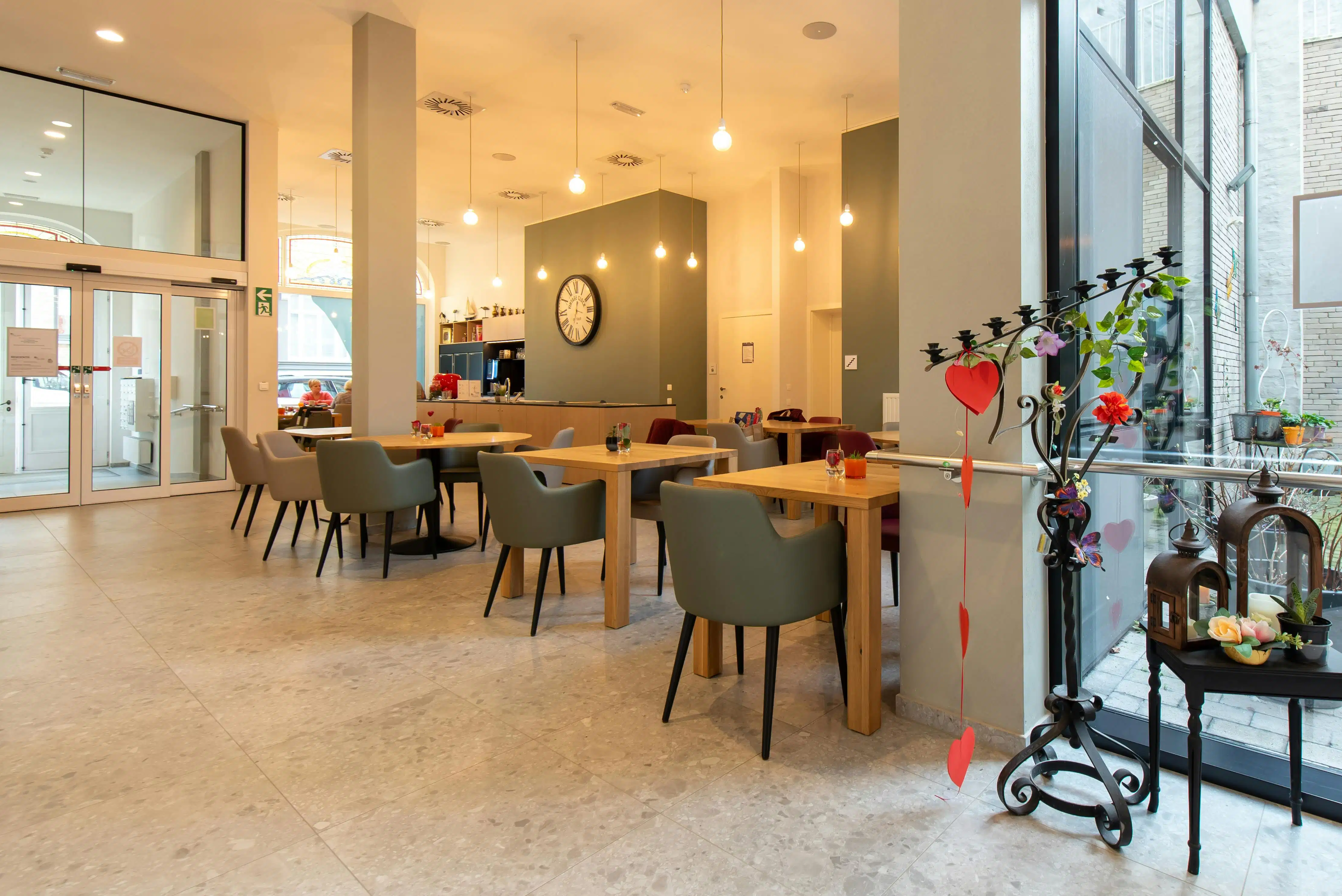 Prachtig gelijkvloerse assistentiewoning met terras foto 16