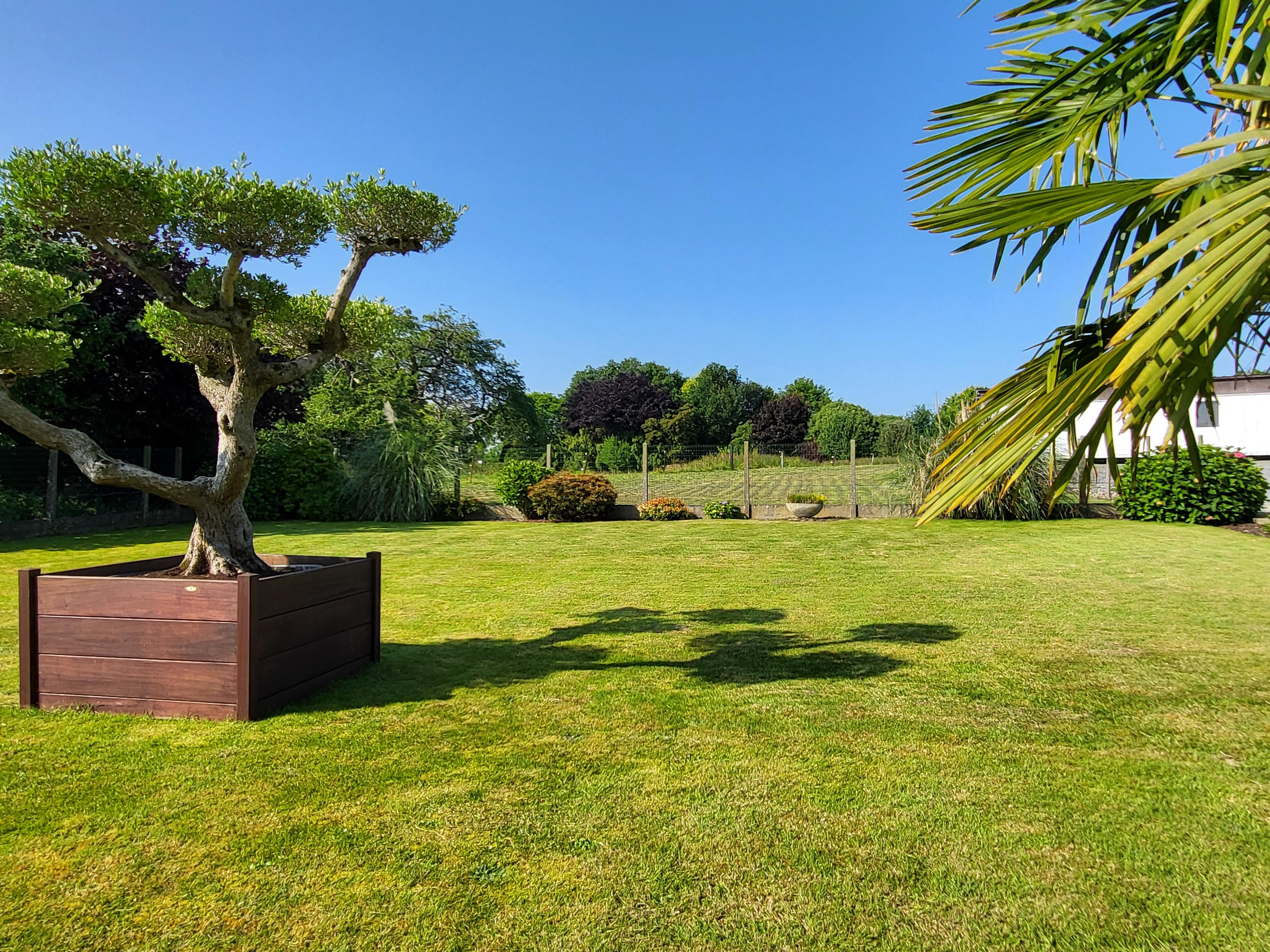 Prachtige villa op 1273m² met zwembad, aangelegde tuin, gelegen hartje Vlaamse Ardennen!  foto 9