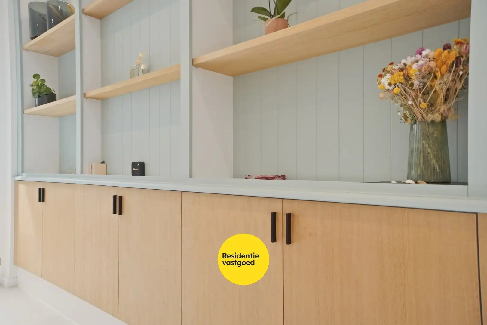 Subliem gerenoveerde herenwoning met 6 slaapkamers inclusief garage in Nieuwpoort-Stad op 135m² foto 7