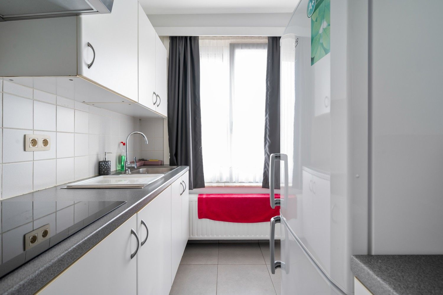 Appartement in kleinschalig gebouw met 2 slaapkamers en terras! foto 6