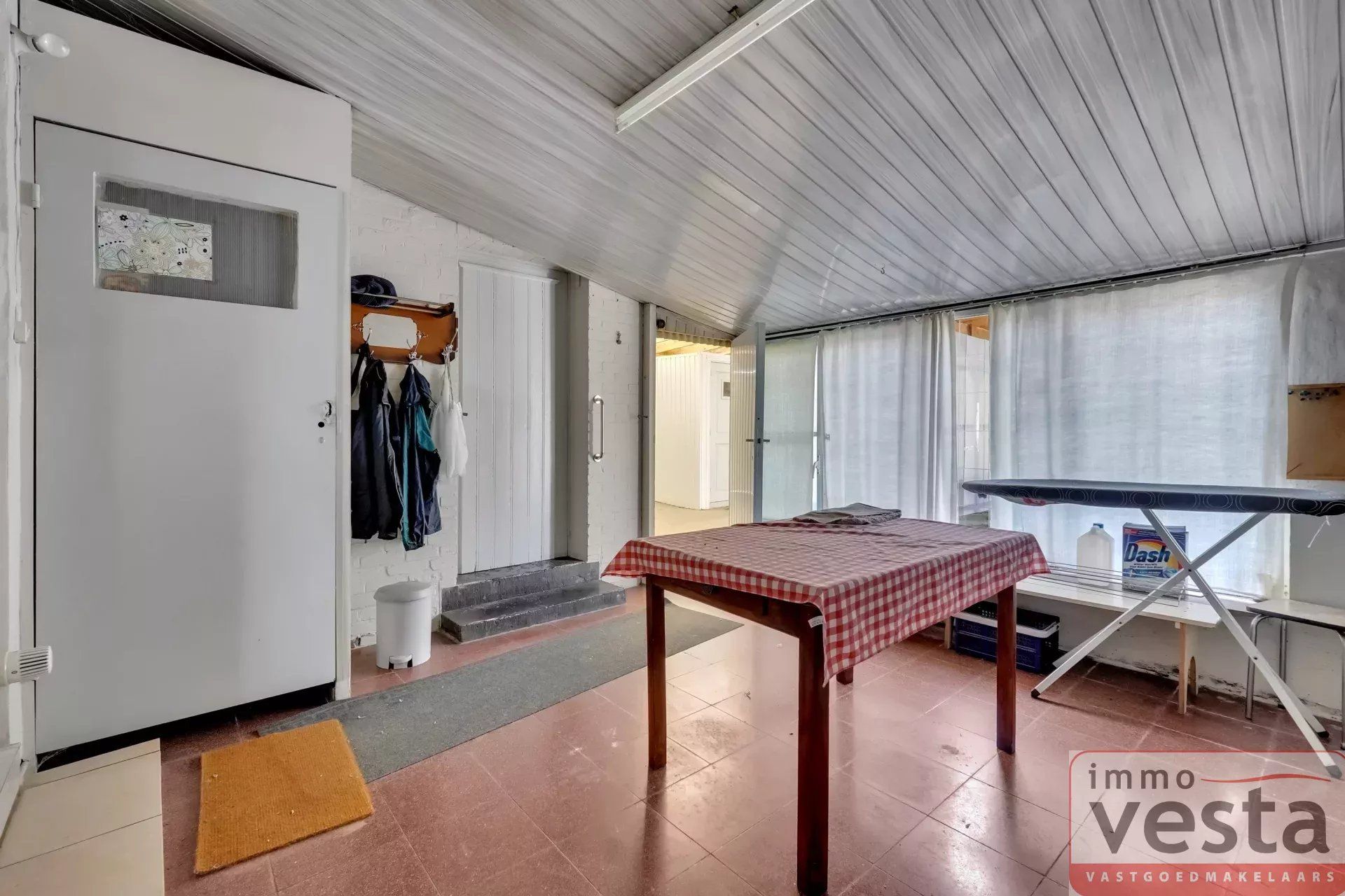 Te renoveren, landelijk gelegen woning/ projectgrond foto 7