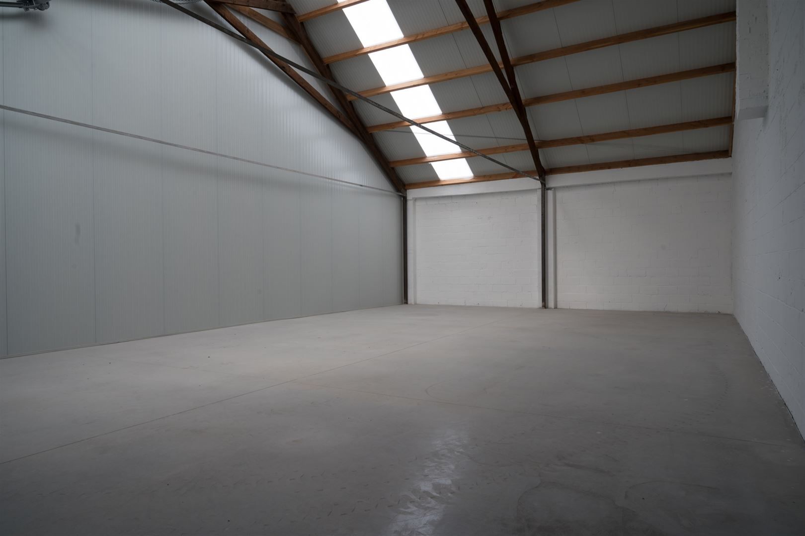Loods 165m²voor opslag foto 10