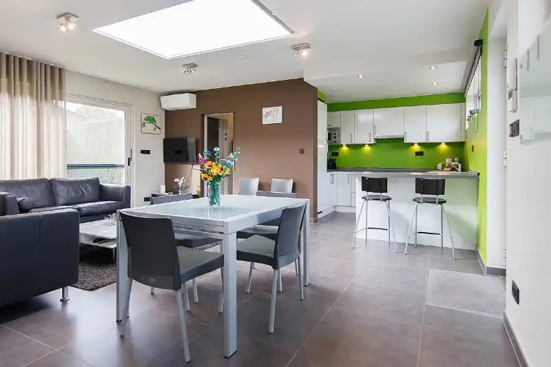 Knap afgewerkte, energiezuinige en ruime woning met vier slaapkamers, guesthouse/praktijkruimte op een centrale (maar toch bosrijke!) locatie te As foto 36