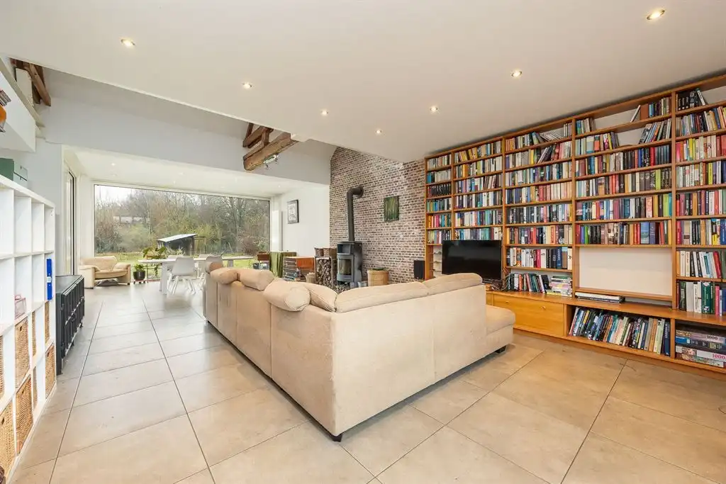 Langgevelhoeve op 3.593m² vlak bij het dorp van Schilde. foto 5