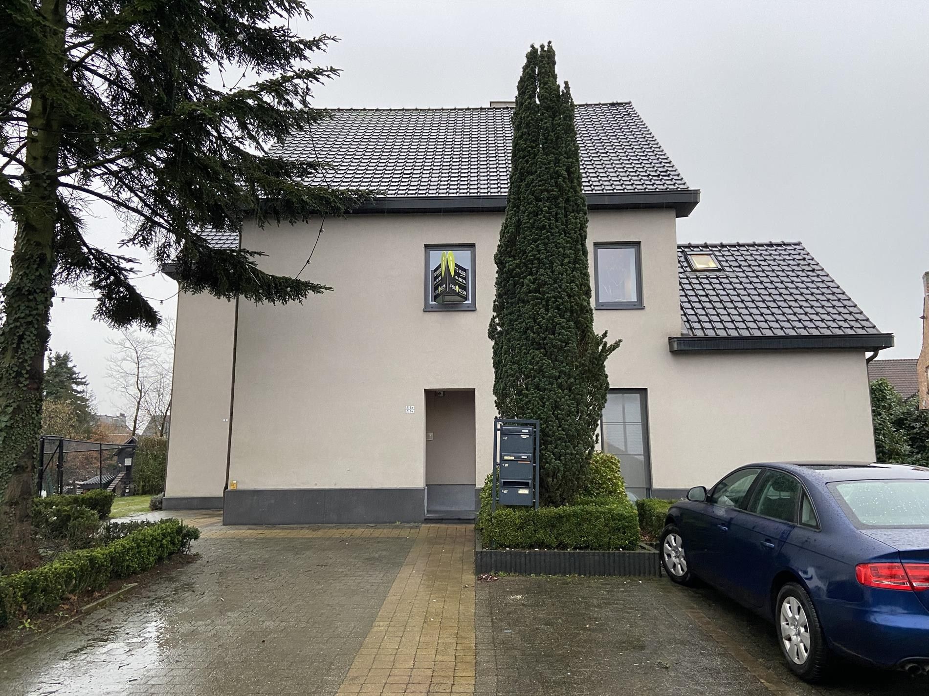 Instapklare studio met autostaanplaats in OLV Olen ! foto 13