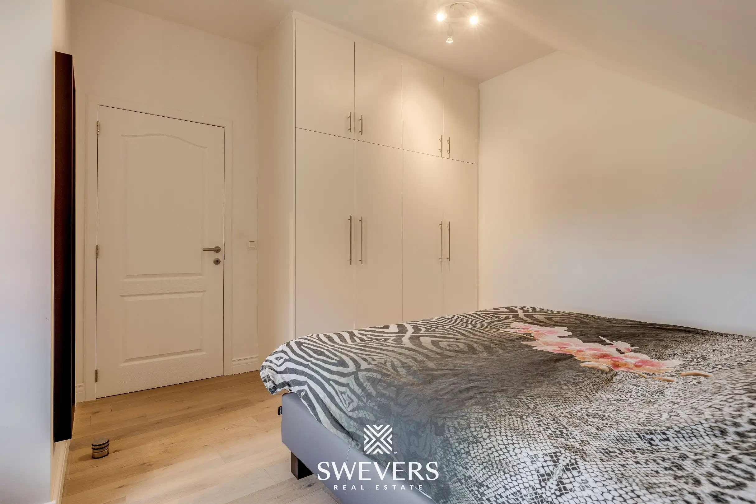 Charmant duplexappartement met 2 slaapkamers en 2 badkamers in Leopoldsburg foto 17