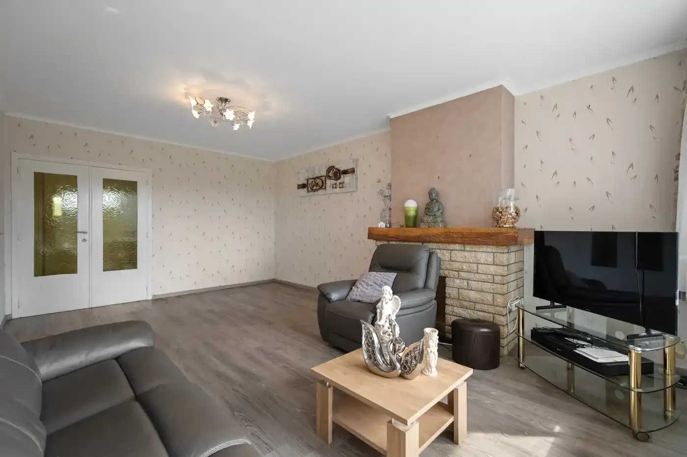 Instapklaar 2-slaapkamer appartement met garage in het hart van Tienen foto 5