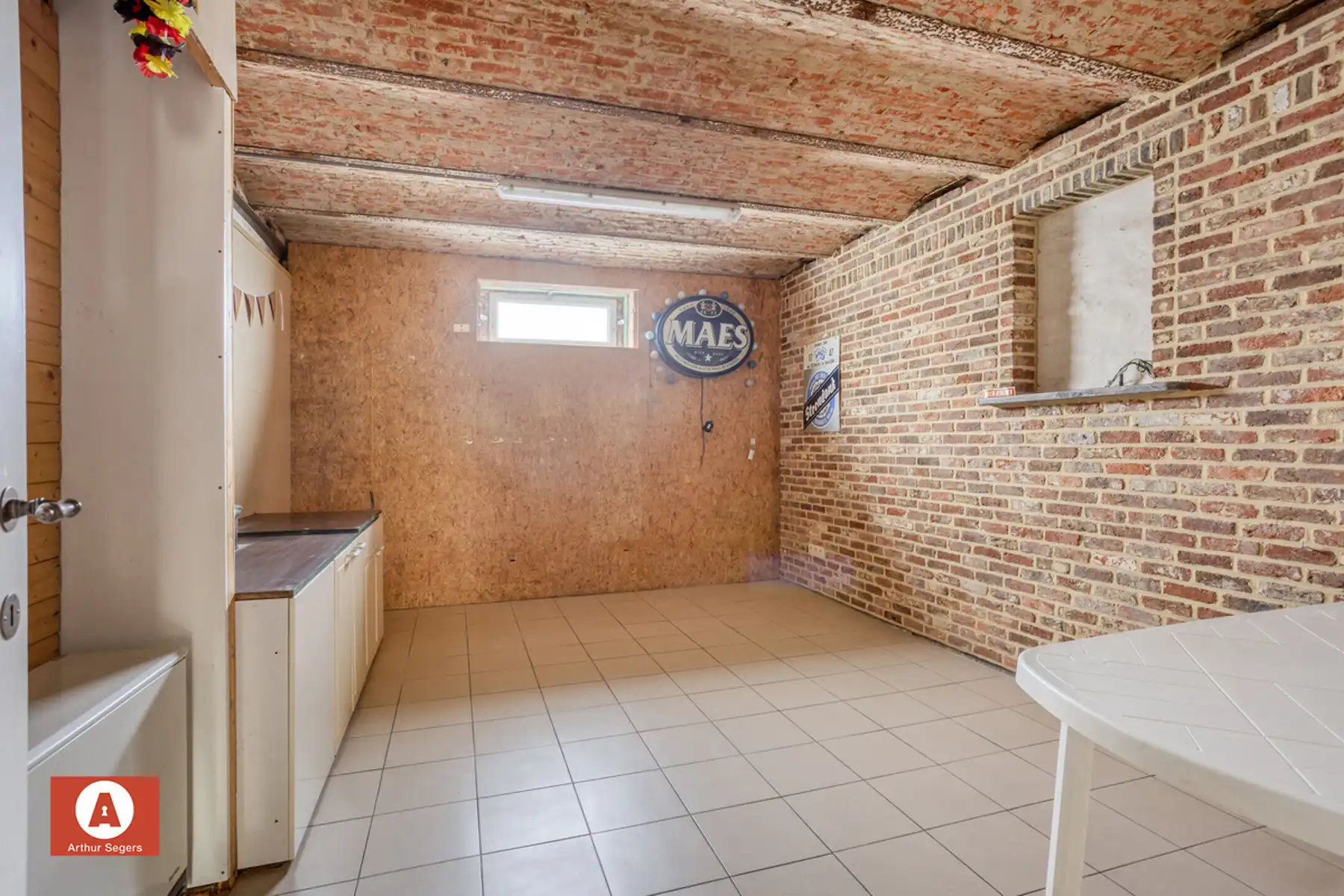 Instapklare HOB met oprit & dubbele garage met zolder. foto 17