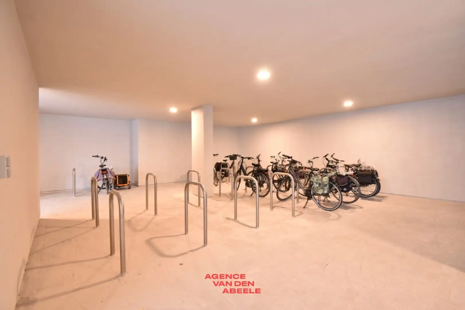 Lichtrijk nieuwbouwappartement met 2 slaapkamers en terras foto 17