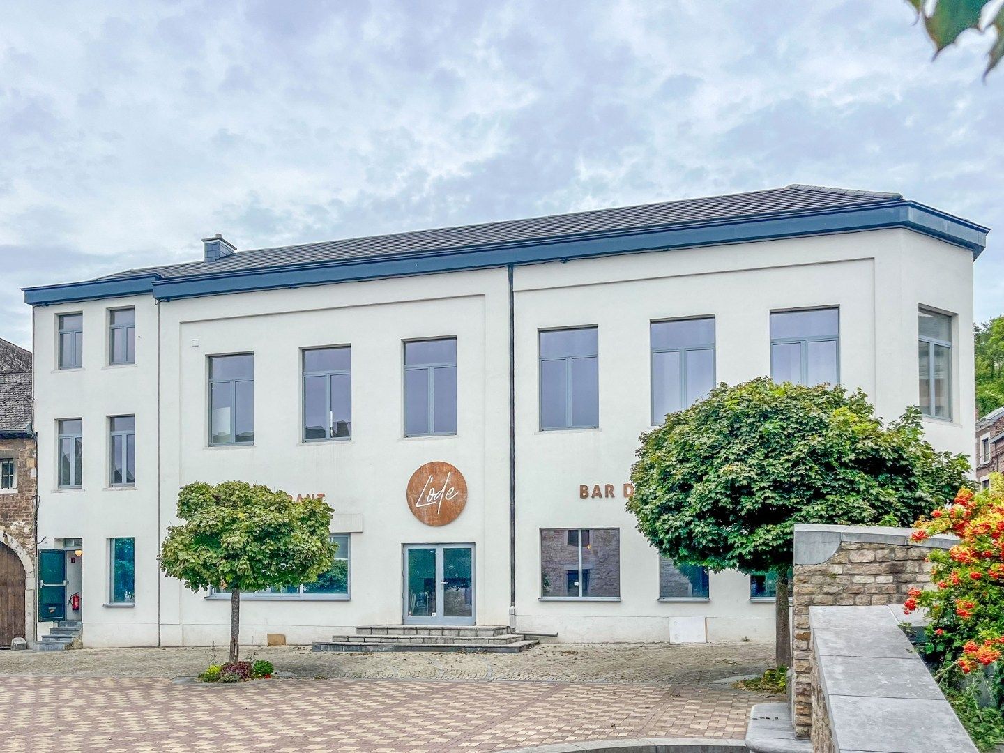 Gebouw te koop Place Sainte Aude 1 - - 4540 Amay