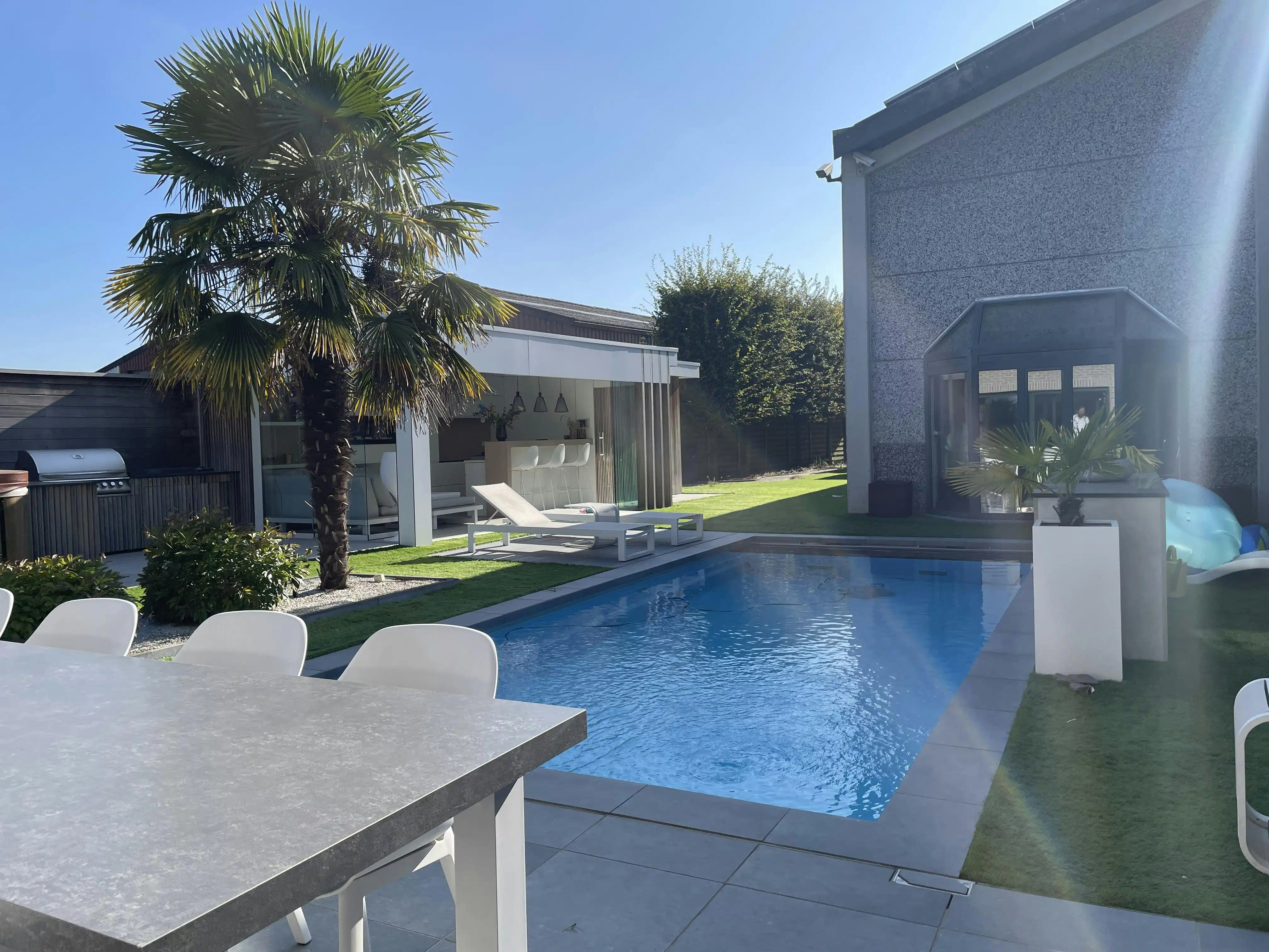 Luxe villa met exclusieve tuin en 600m2 magazijn in KMO-zone foto 93