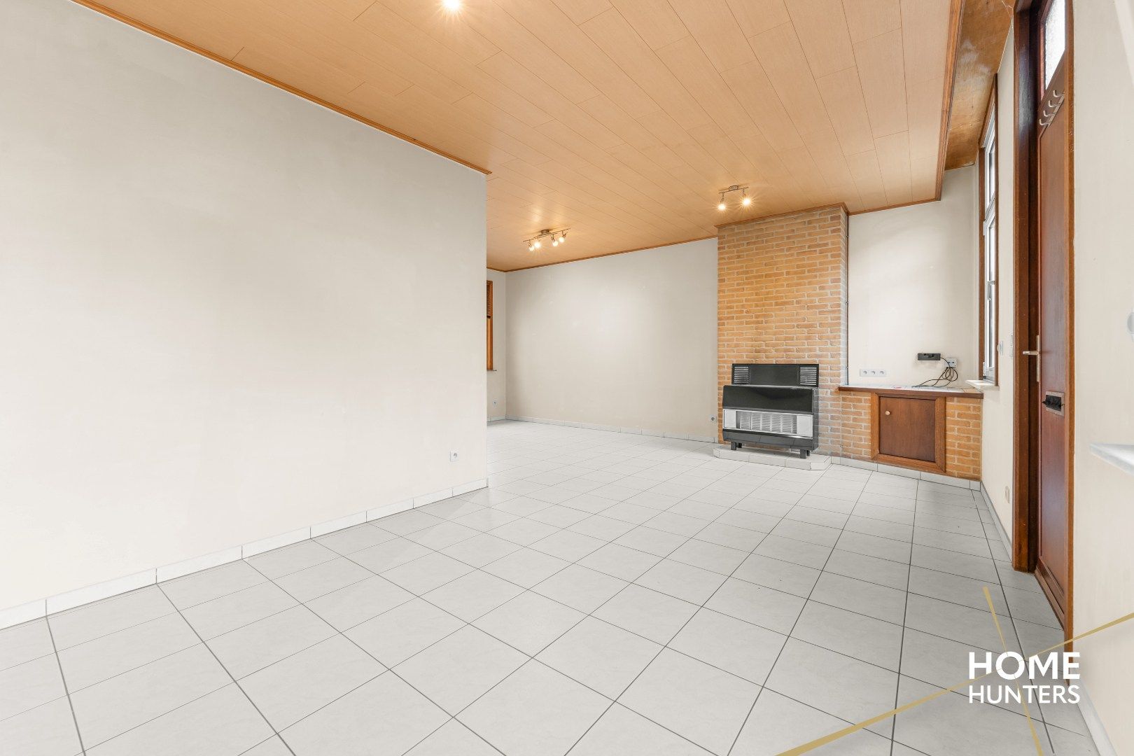 Halfopen gezinswoning met 3 slpks, carport en diepe tuin in Dikkebus foto 5