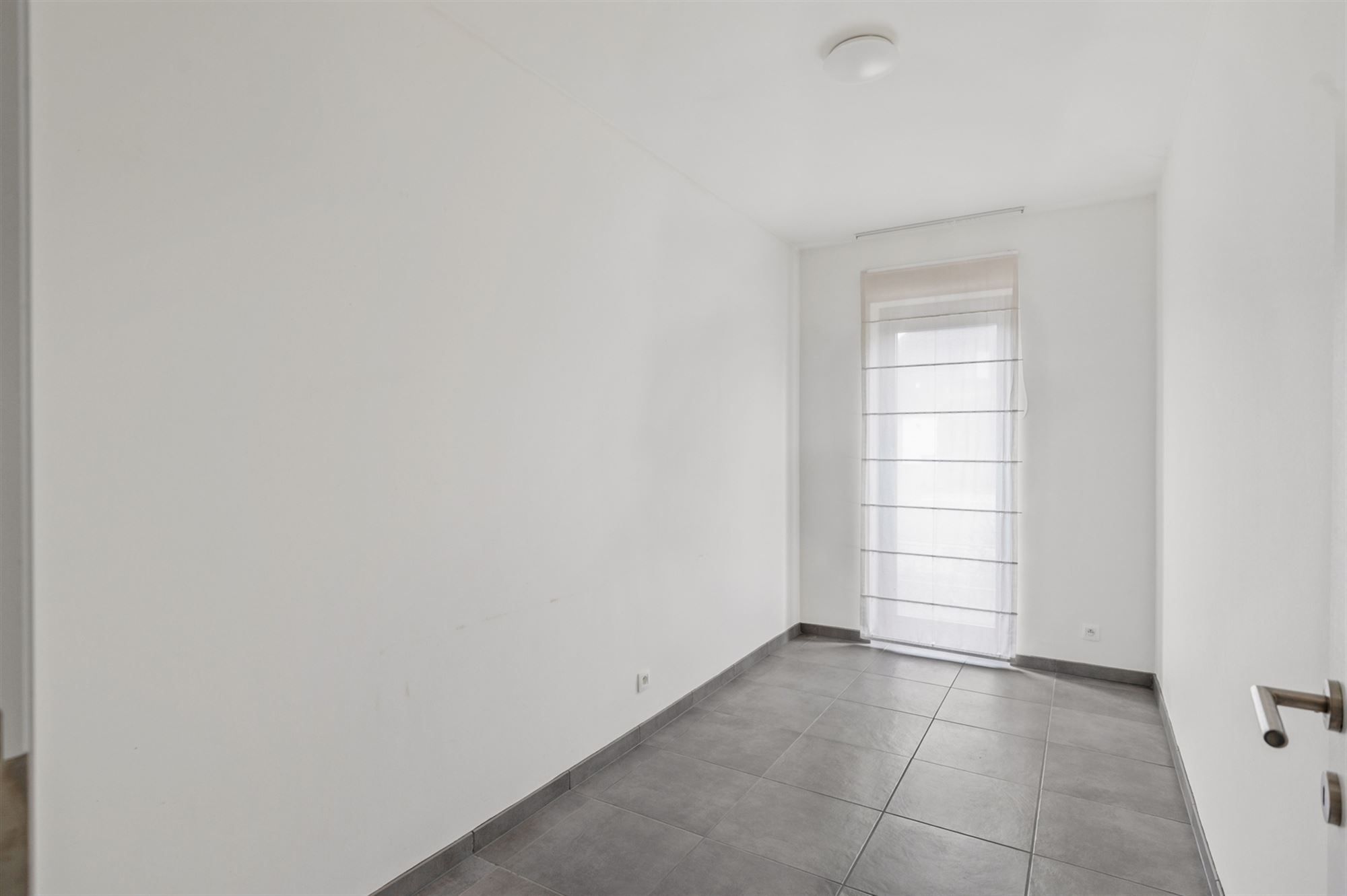 Ruim en degelijk 2-slaapkamer appartement in Berlaar foto 9